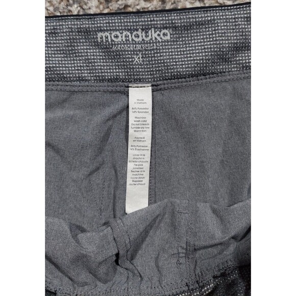 Manduka Shorts Yoga Stretch Athletic Gray Polyester Spandex Men’s XL - Picture 3 of 6
